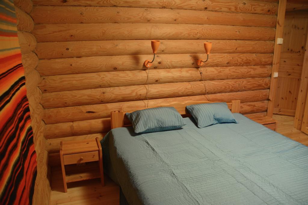 Lomapesae Cottages Pertunmaa 部屋 写真
