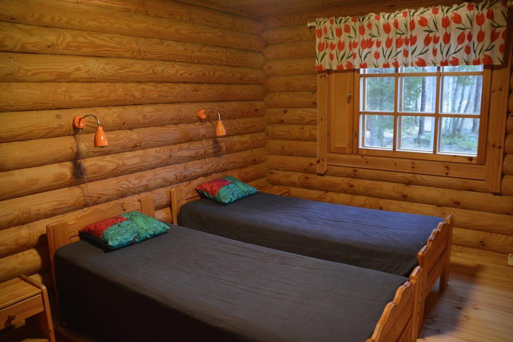 Lomapesae Cottages Pertunmaa 部屋 写真