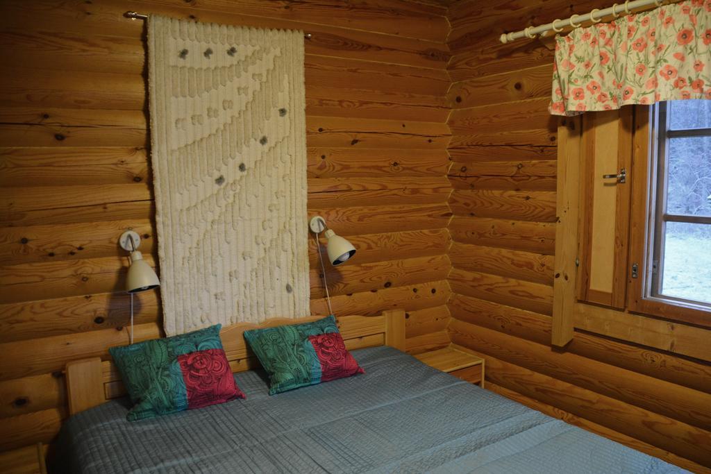 Lomapesae Cottages Pertunmaa 部屋 写真