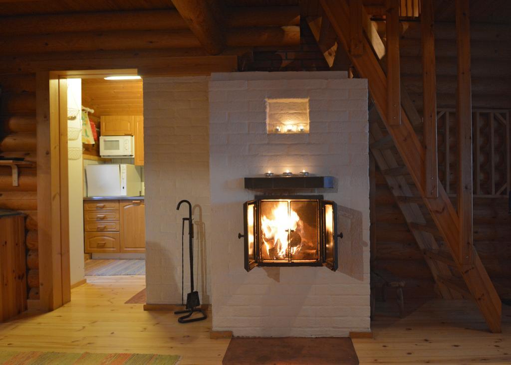 Lomapesae Cottages Pertunmaa 部屋 写真