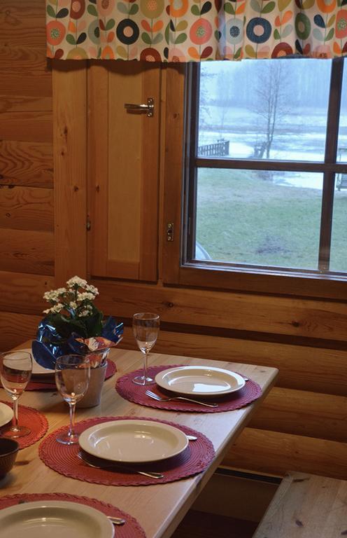 Lomapesae Cottages Pertunmaa 部屋 写真