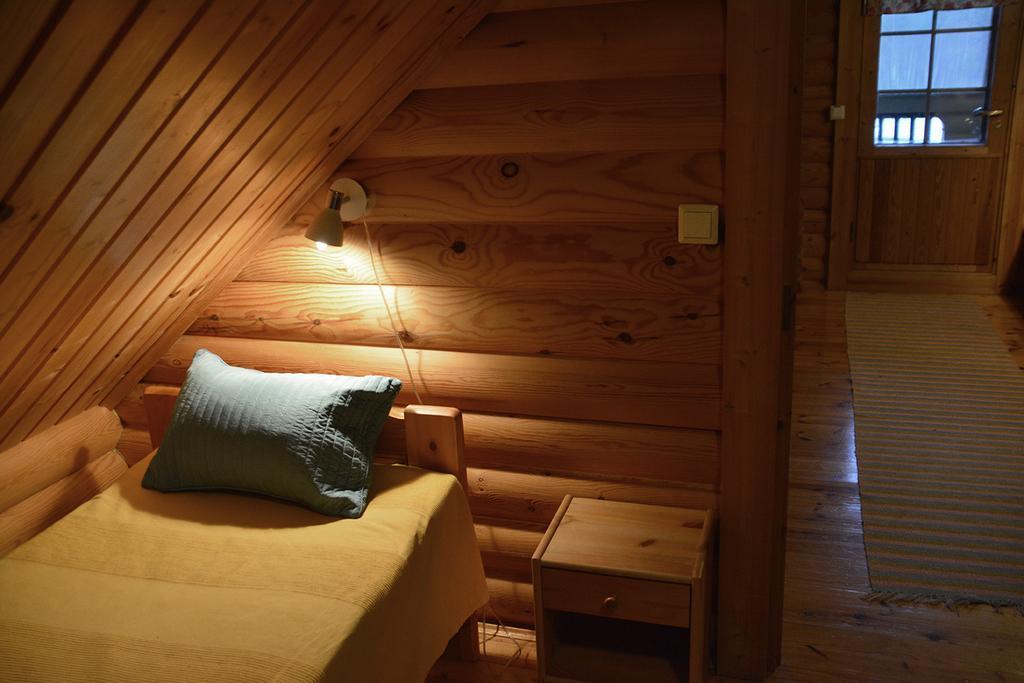 Lomapesae Cottages Pertunmaa 部屋 写真