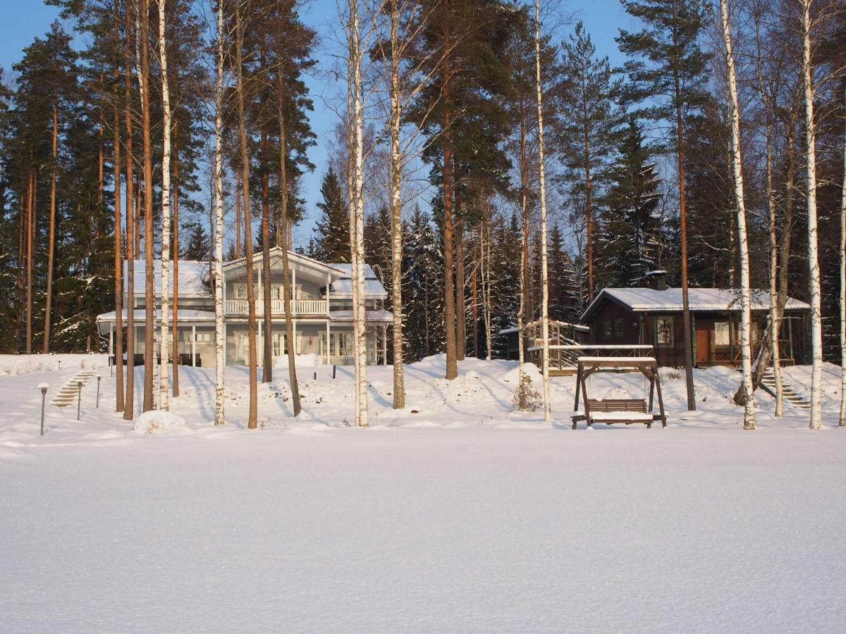 Lomapesae Cottages Pertunmaa エクステリア 写真
